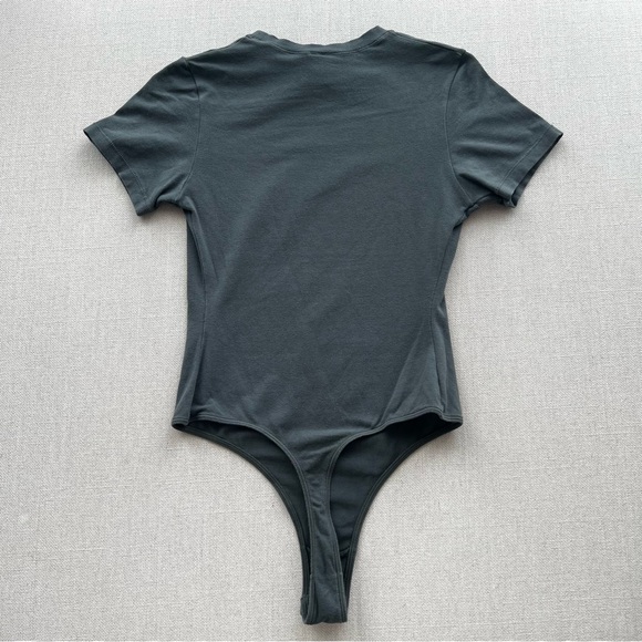 SKIMS Grey Cotton 2.0 Jersey T-Shirt Bodysuit - Picture 6 of 7